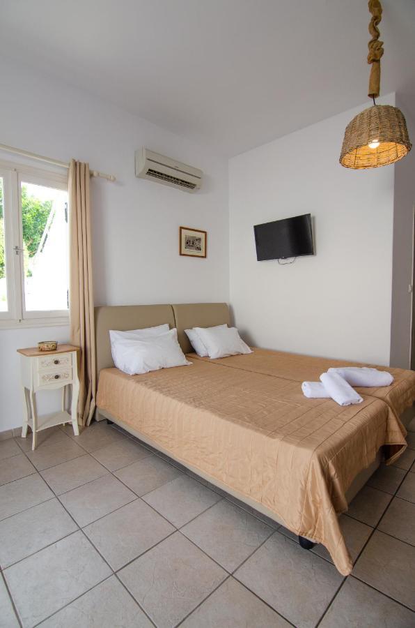 Marias Rooms Chora  Buitenkant foto