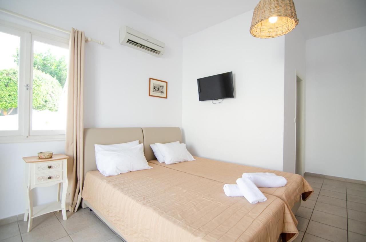 Marias Rooms Chora  Buitenkant foto