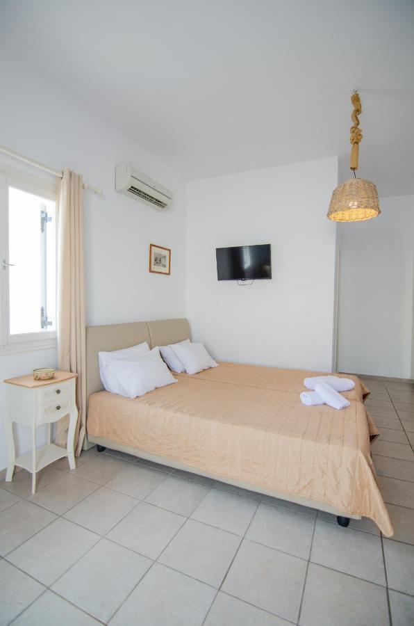 Marias Rooms Chora  Buitenkant foto