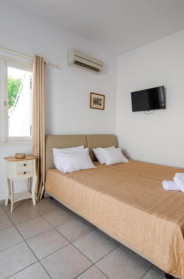 Marias Rooms Chora  Buitenkant foto